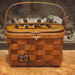 Vintage Caro nan handpainted handbag MCM boho basket woven